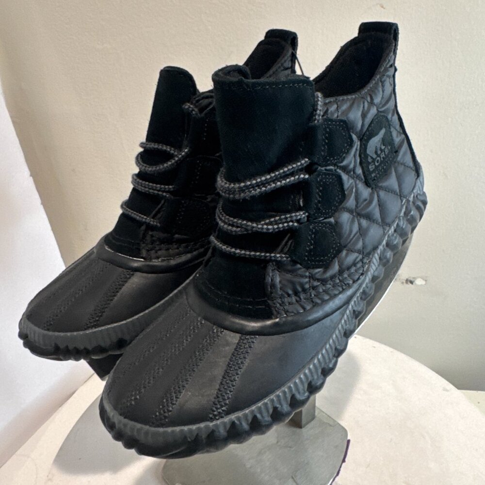 Sorel Out N About Plus Boot Women's Black size 6.5 New